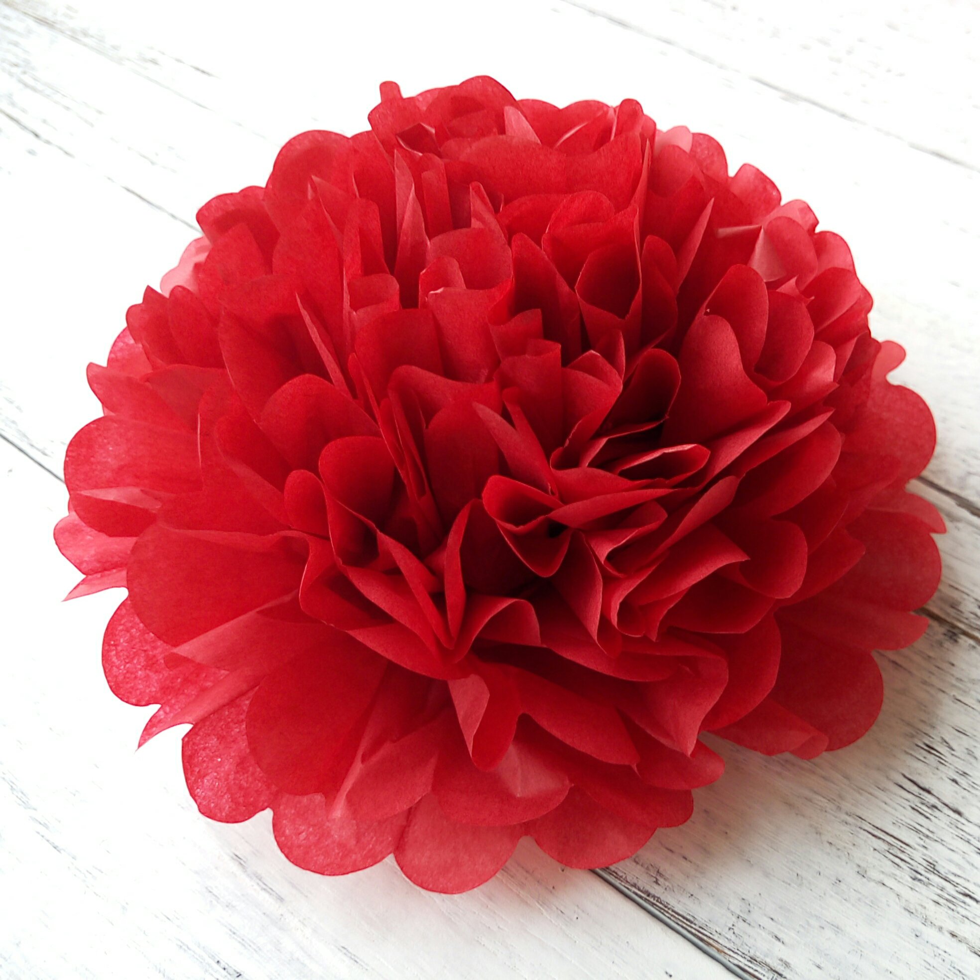 DIY樱桃红薄纸花派对POM婚礼装饰用品
