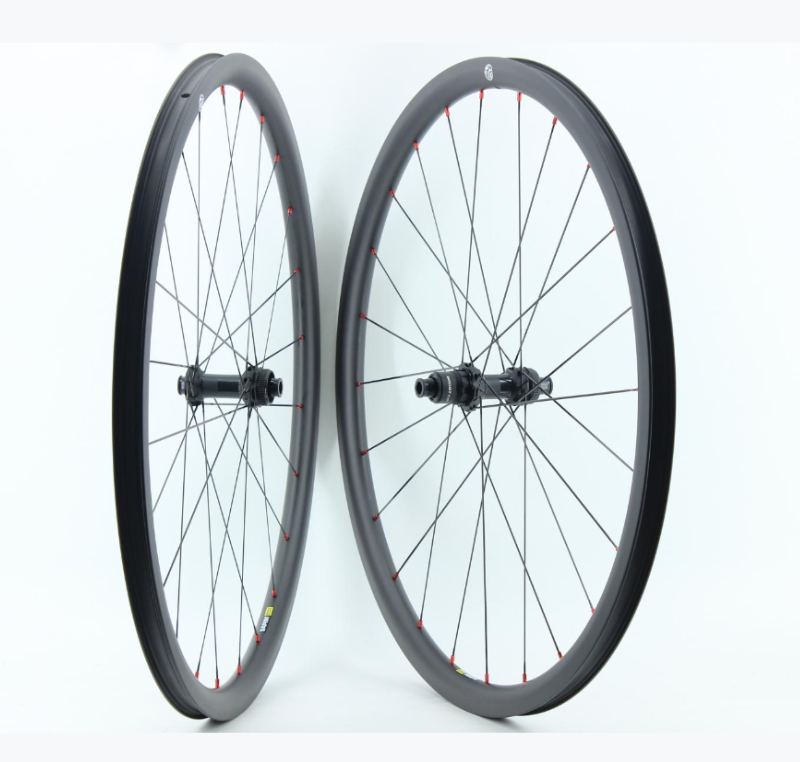 Farsports Ultralight 轮组搭配DT180EXP盘毂