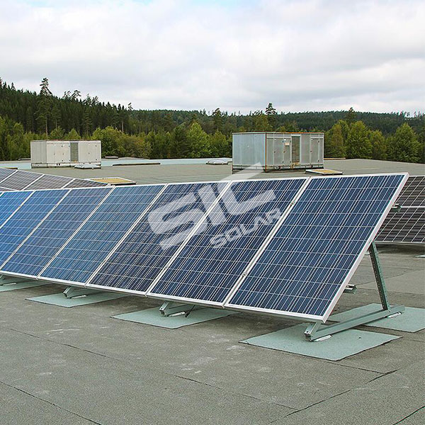 可调节三角太阳能电池板屋顶安装