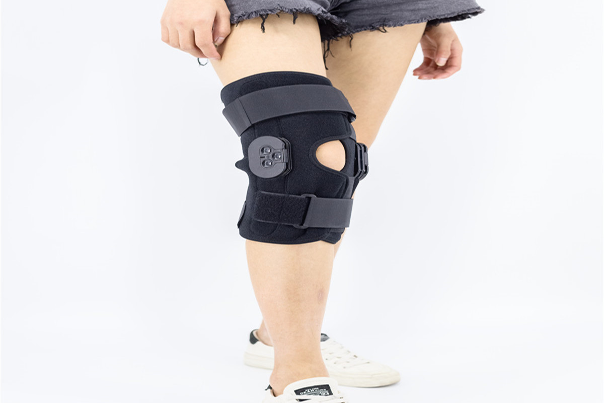 ACL铰链膝关节环绕机ok布料层压透气氯丁橡胶衬垫开放髌骨